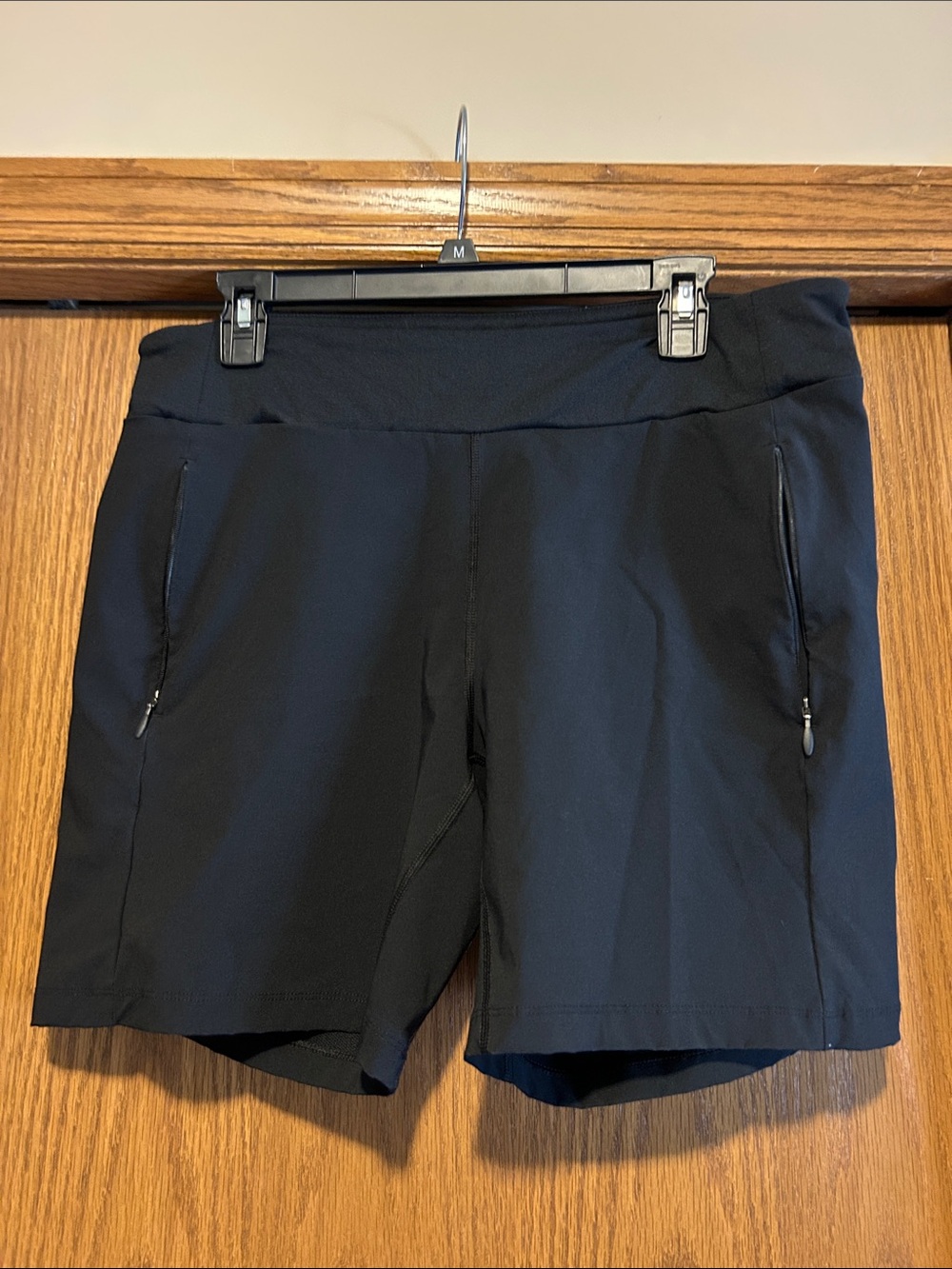 Columbia- Black Women's Athletic Shorts with Zip Pockets
